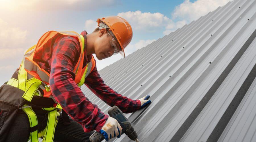Professional residential roofers in Yancey, TX